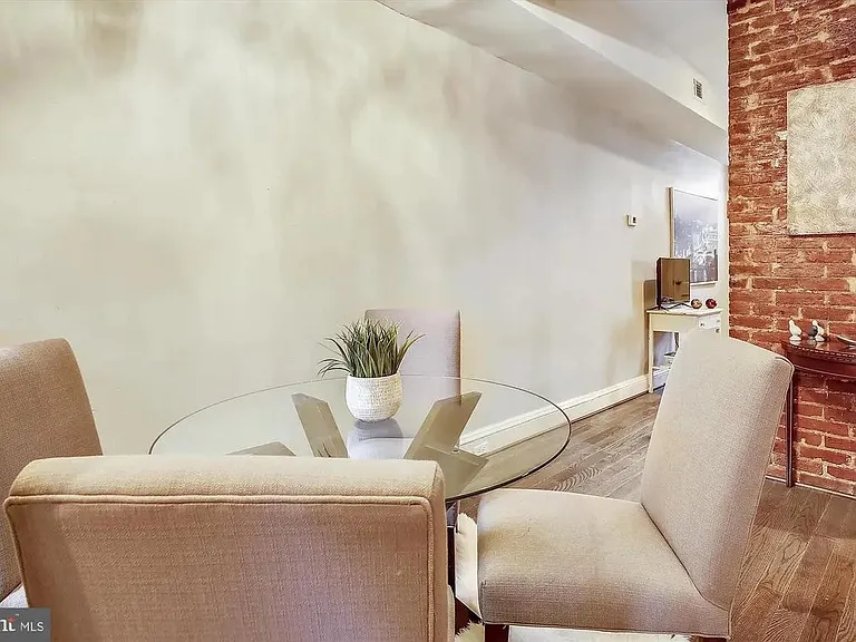 1253 Wylie St NE — Photo 10