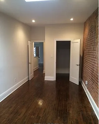 Rented by Compass | media 32