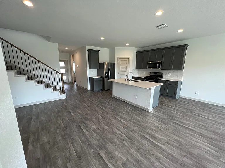 618 Thunder Cloud Dr — Photo 7