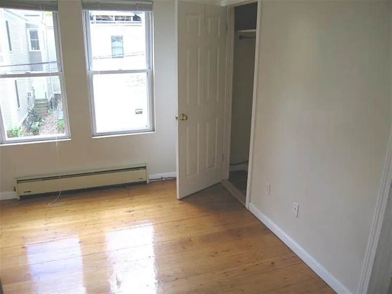 235 Columbia St #3 — Photo 4