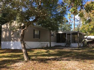 1105 NW 2nd St, Carrabelle, FL 32322