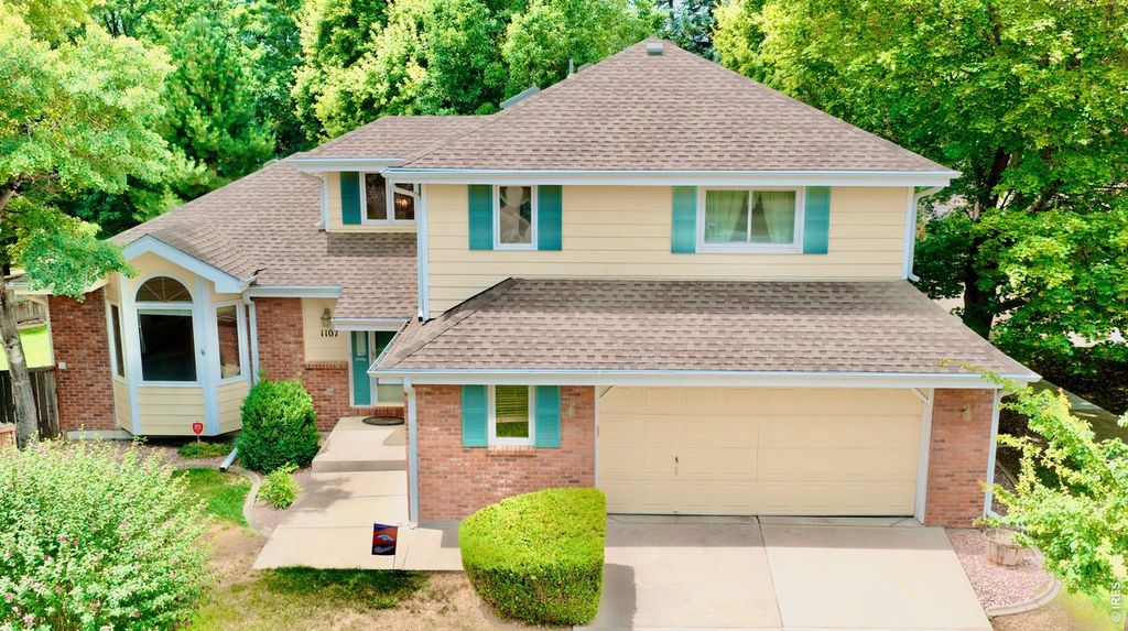 1107 Live Oak Ct