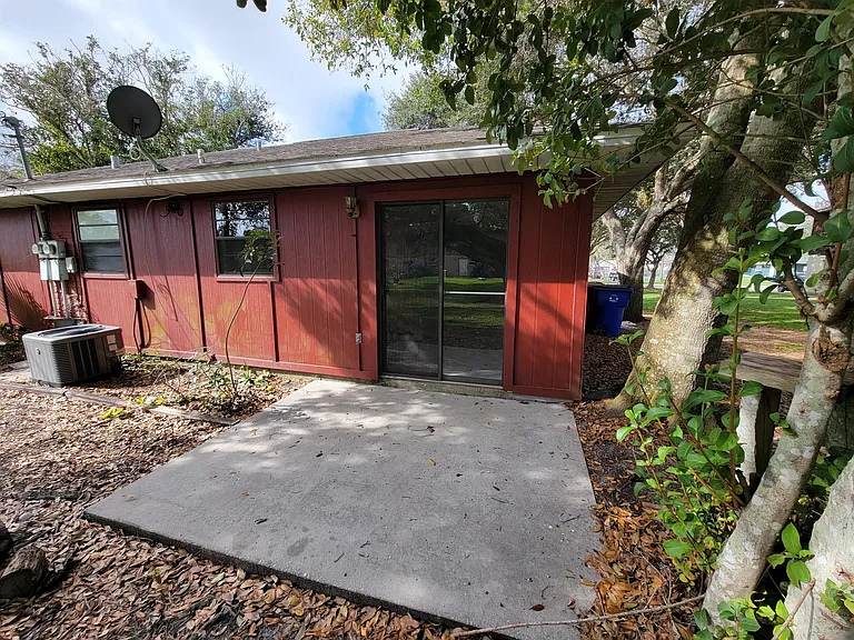 23 Louisiana Ave — Photo 17