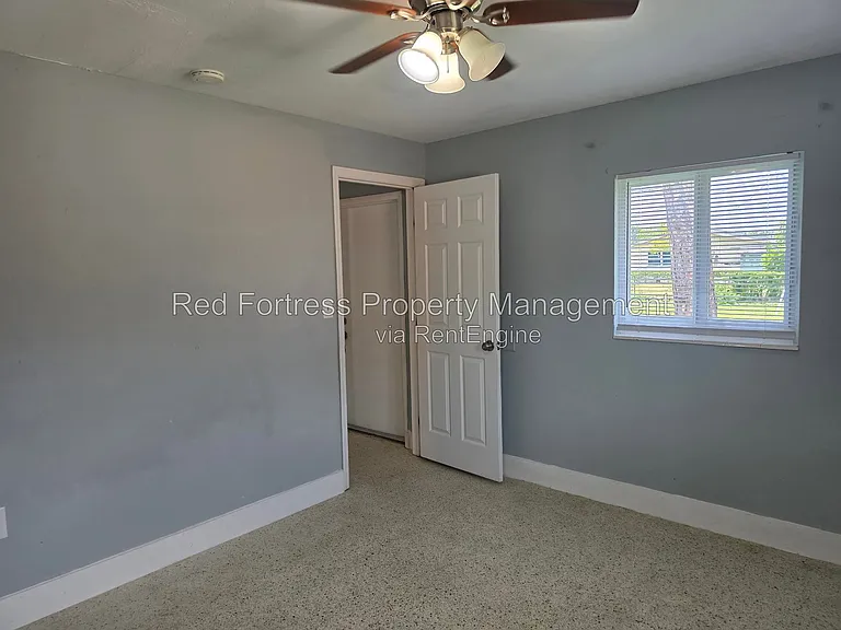 5510 3rd Ave — Photo 4