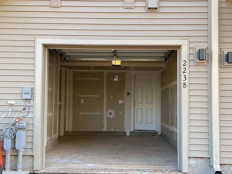 223 B Park Central Ter — Photo 47