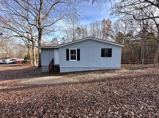496 Rowells Rd, Catawba, SC 29704