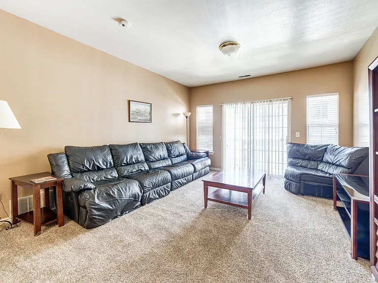 437 N Belmont Pl #360 — Photo 6