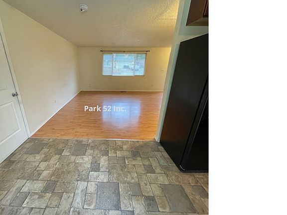 4th image of 1211 Yakima St NE