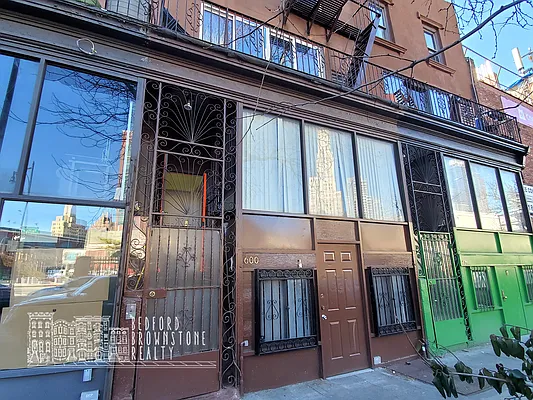 Rented by Bedford Brownstone Realty | media 24