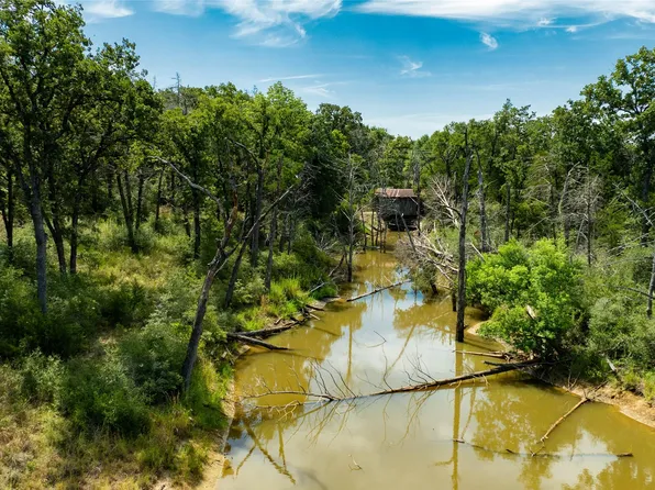 335 Fm 80, Teague, TX 75860