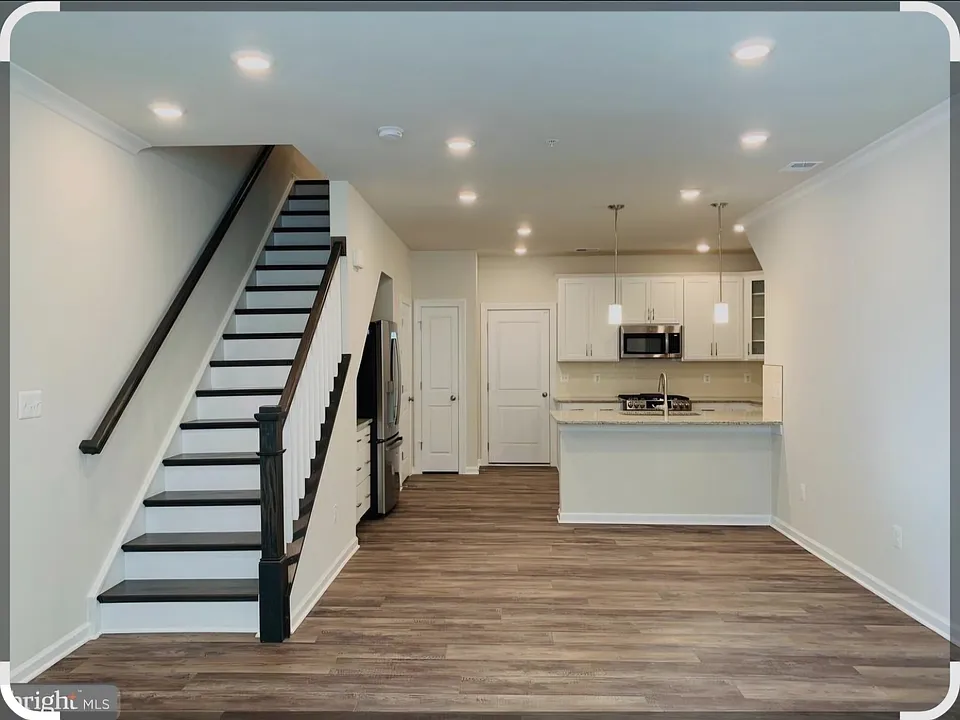 22498 Radford Point Ter