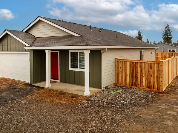 16649 Blue Pne, La Pine, OR 97739