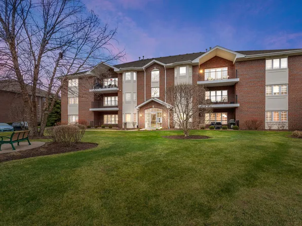 13128 Timber Trl APT 302, Palos Heights, IL 60463