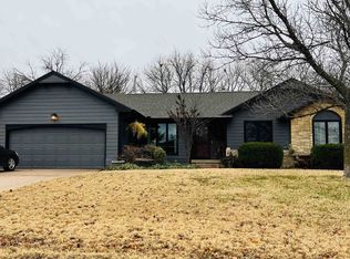 1631 E James St, Derby, KS 67037