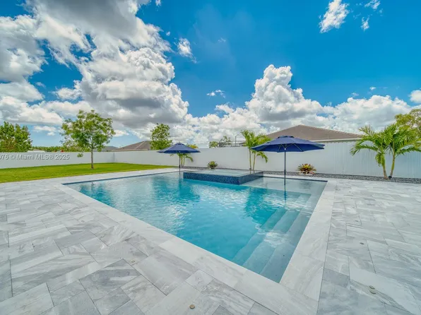 15978 SW 276th St, Homestead, FL 33031