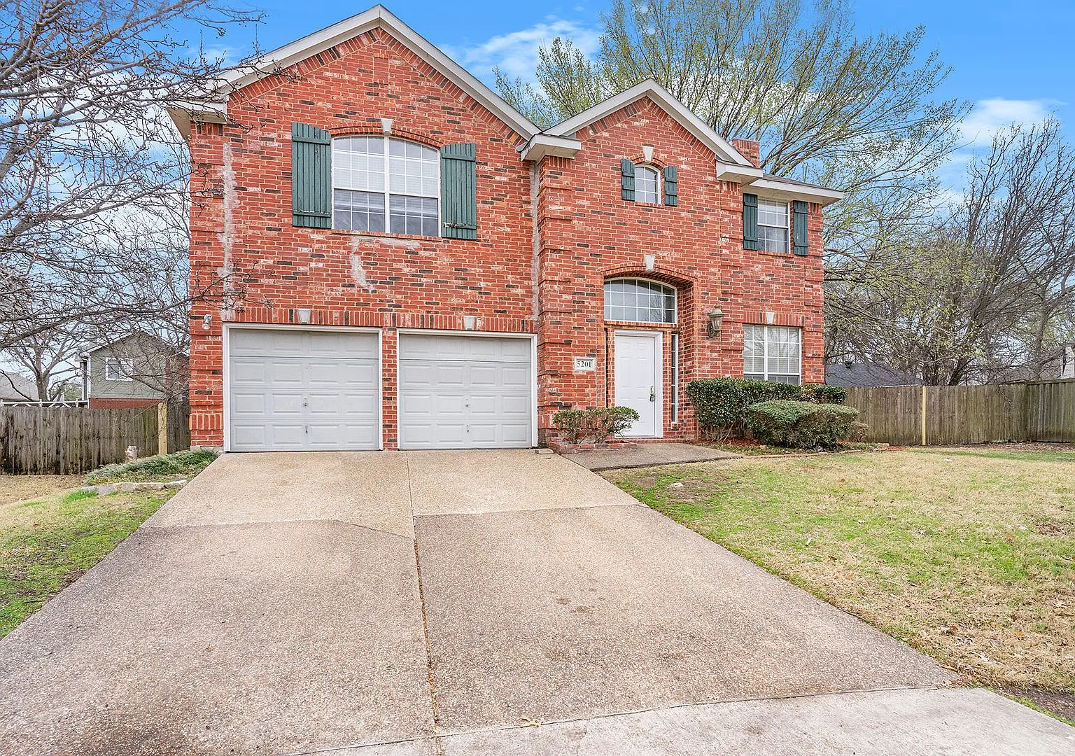 Renovated in McKinney. Beautiful, 2-Story, Brick Home in McKinney! — Photo 2