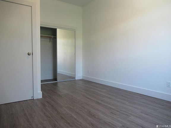 4th image of 1048 Divisadero St