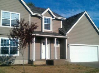 214 NW Sagan Loop, Sheridan, OR 97378