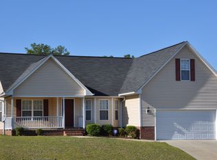 907 Broadmore Dr, Fayetteville, NC 28314