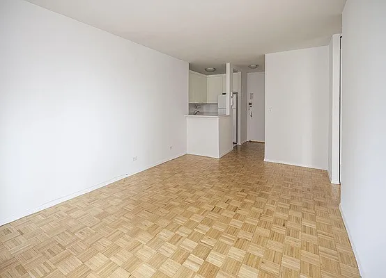 Rented by Warburg | media 16