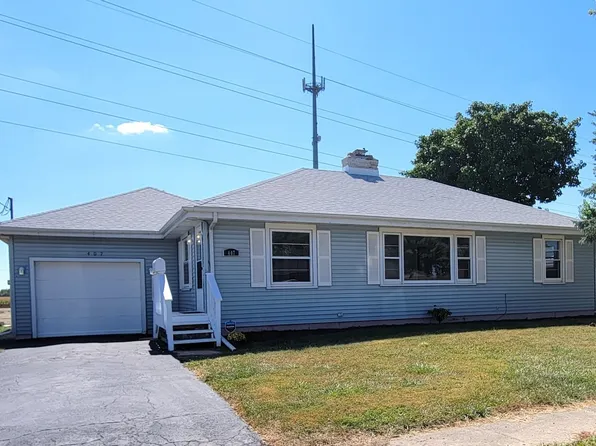 407 W 3rd St, Oglesby, IL 61348