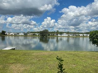 828 Calamondin Ct, North Fort Myers, FL 33917