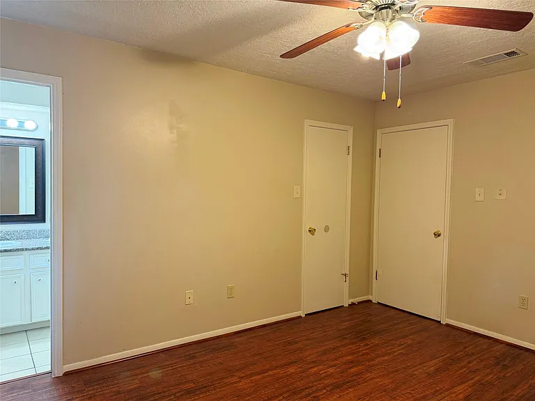 13430 Exton Ln — Photo 23