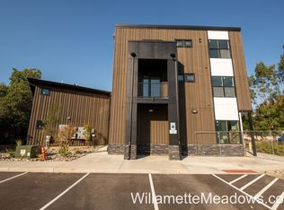 2385 Fairgrounds Rd NE APT 302, Salem, OR 97301