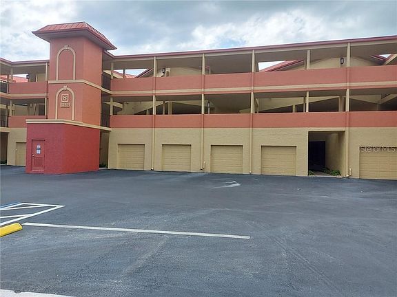 5th image of 3280 Southshore Dr APT 87B