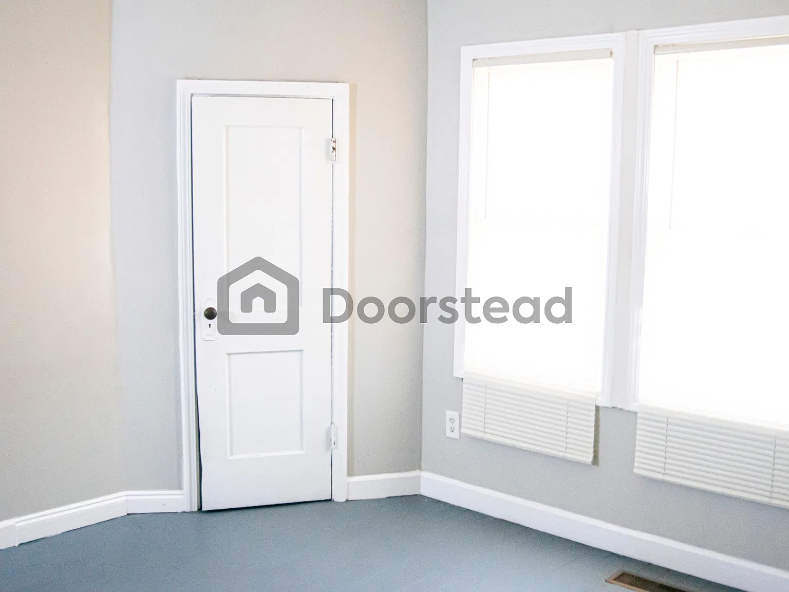 3 bed, 1.0 bath, 1068 sqft, $1,490 — Photo 2