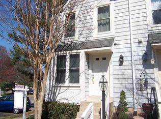 11223 Silentwood Ln, Reston, VA 20191