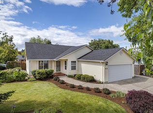1948 NE Coburn Dr, McMinnville, OR 97128