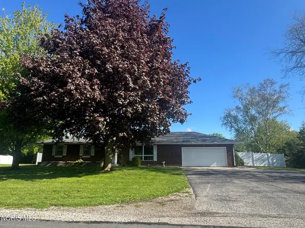 22850 Burlington Gardens St, Archbold, OH 43502