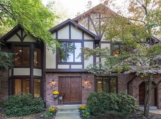 8281 Old Post Rd E, East Amherst, NY 14051