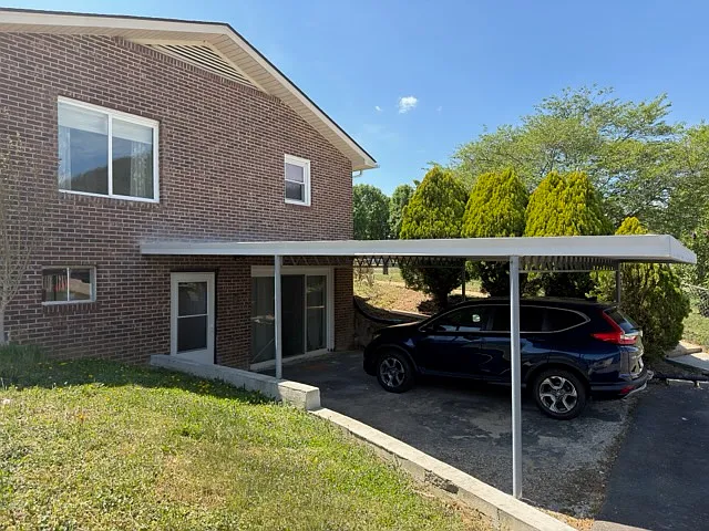 100 Shannondoah Dr — Photo 28