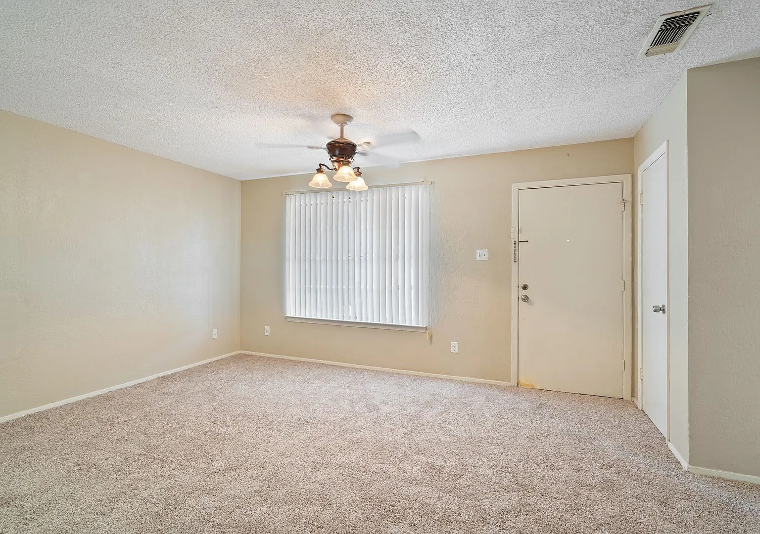 Shannon Circle A-D 104 — Photo 4