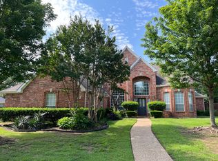 1307 Normandy Dr, Southlake, TX 76092
