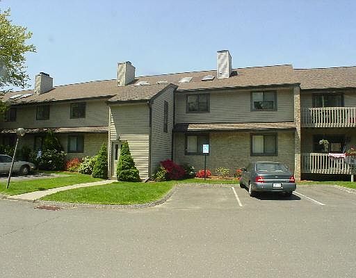 1st image of 2289 Bedford Street #G14