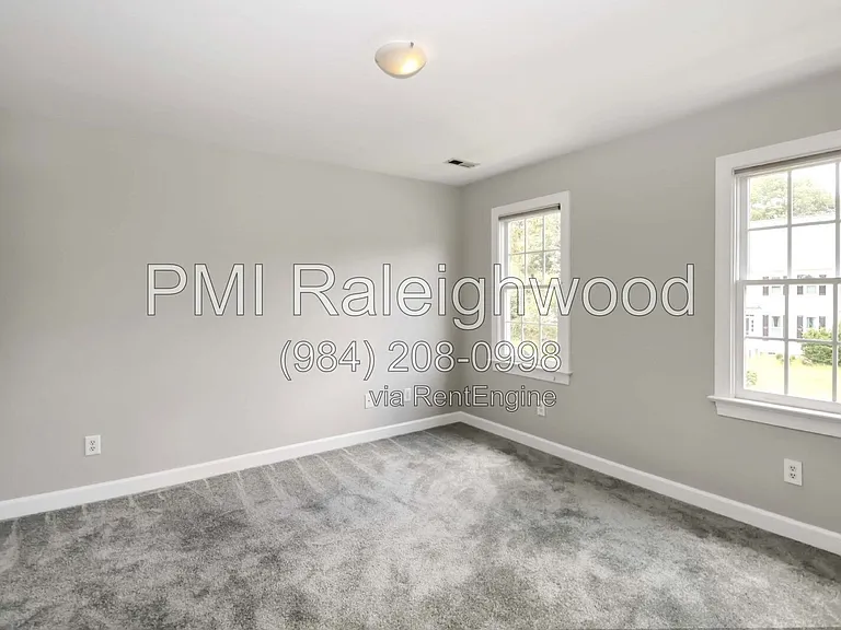 301 Perry Creek Dr — Photo 21