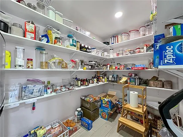 61258 N Military Rd — Photo 14