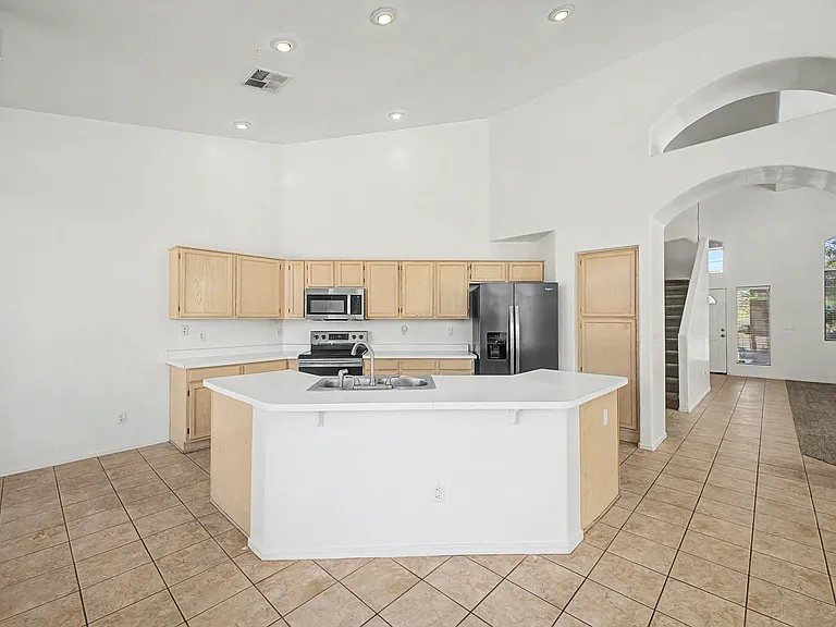 4432 E Meadow Dr — Photo 5