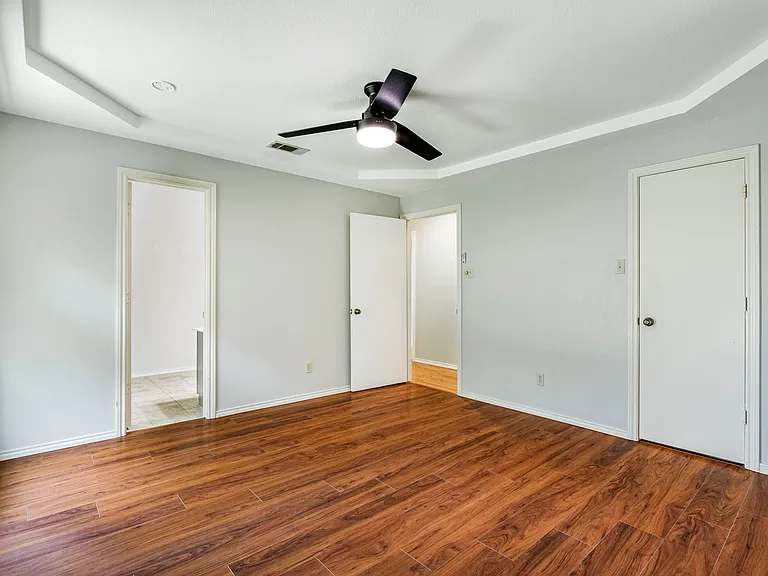 355 Aspenway Dr — Photo 17