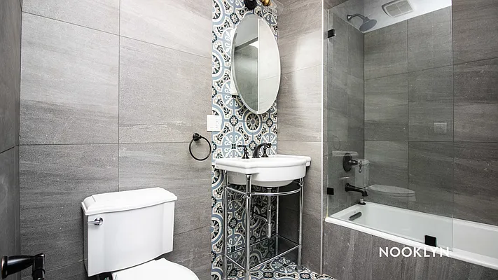 Rented by Nooklyn NYC LLC | media 17