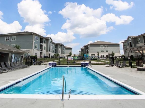 3001 Peach Blossom Dr APT 611