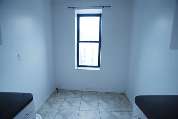 Rented by U2Apartment LLC | media 10