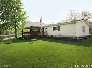 17136 Winona Ln, Howard City, MI 49329