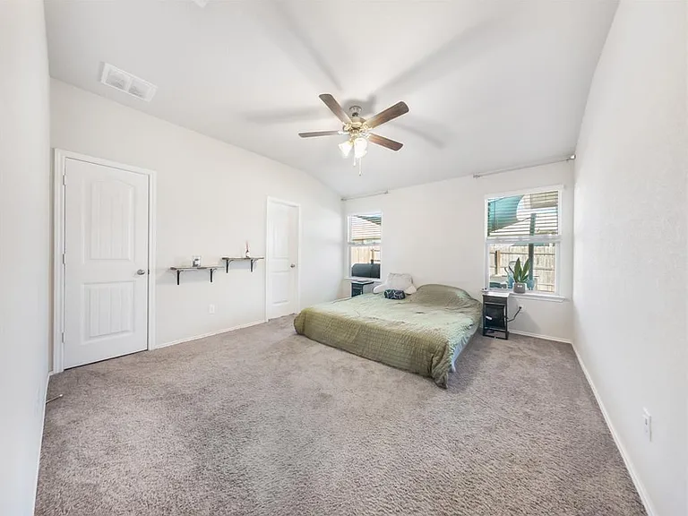 137 Hematite Ln — Photo 16
