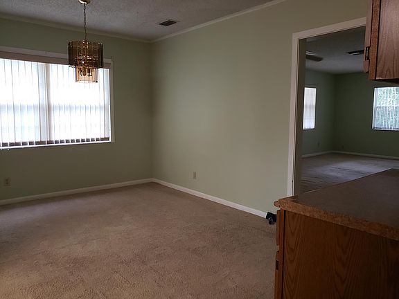 4th image of 2175 27th Ave