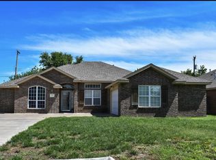 5322 Hillside Rd, Amarillo, TX 79109