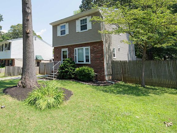 3rd image of 593 West Dr